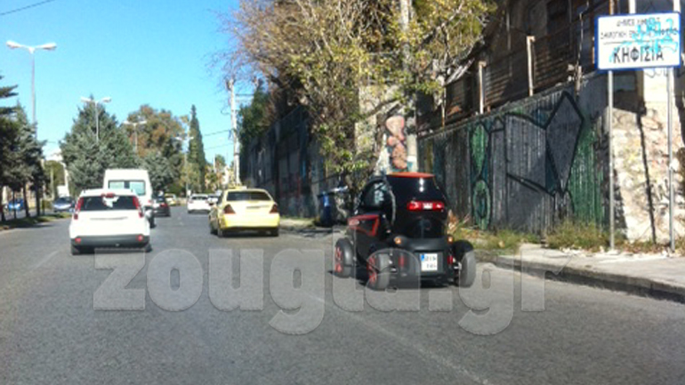 Το εκκεντρικό Renault Twizy κυκλοφορεί και στην Ελλάδα